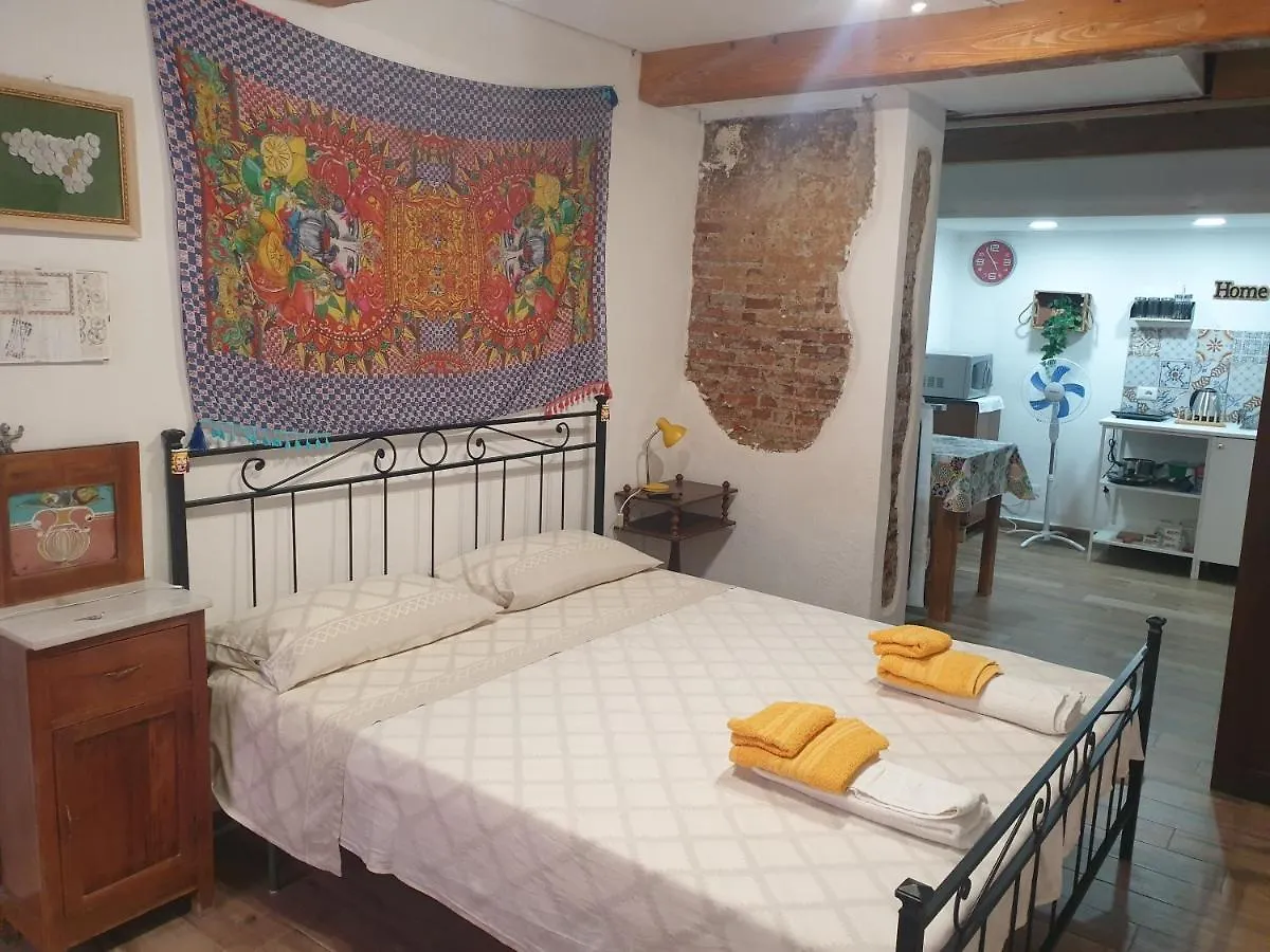 Sicily House Soprano Appartement Santo Stefano di Briga Italië